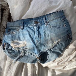 BDG — Boyfriend Short Low Rise